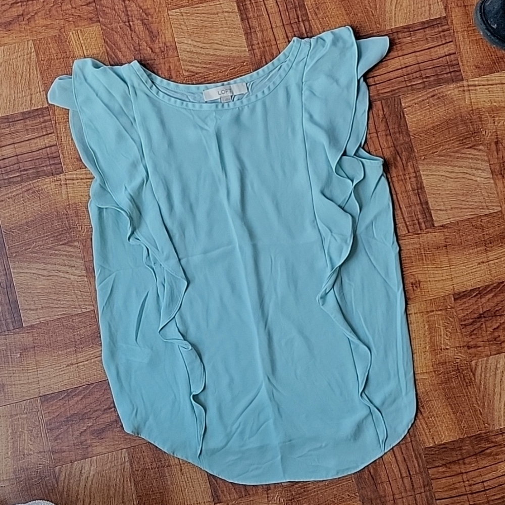LOFT Sleeveless Blouse